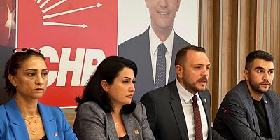 CHP, Eğitimdeki Krizleri 39 İlçede Eş Zamanlı Basın Açıklamalarıyla Gündeme Getirdi